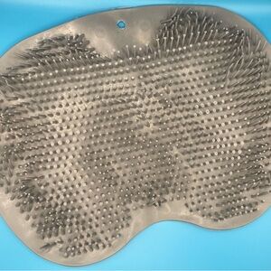 Silicone Shower Foot Scrubber Mat – Non-Slip Exfoliating Foot Cleaner